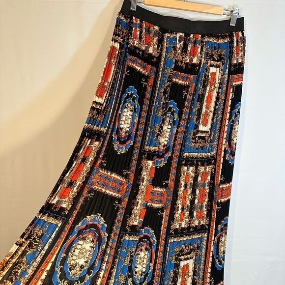 Truly 4 You Dresses & Skirts - Truly 4 You Maxi Skirt Pleated Retro Elastic Waistband Fully Lined Size M NWOT